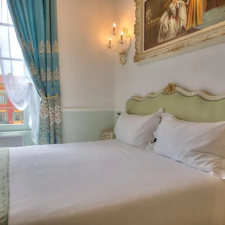 Couette-café Aba Luxury B E B Nice