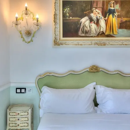 Aba Luxury B E B Couette-café 5*