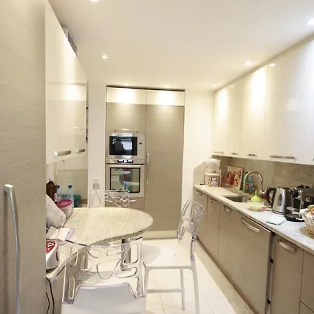 Couette-café Le France Centre 5*