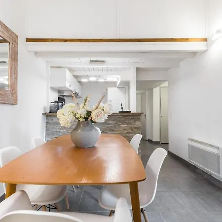Duplex In Rue De La Préfecture Old Town 2 Bdrs