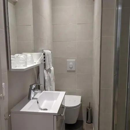 Appart hôtel Share 3*