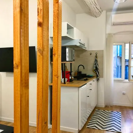 Appartement Cosy Modern In The Heart Of With Ac