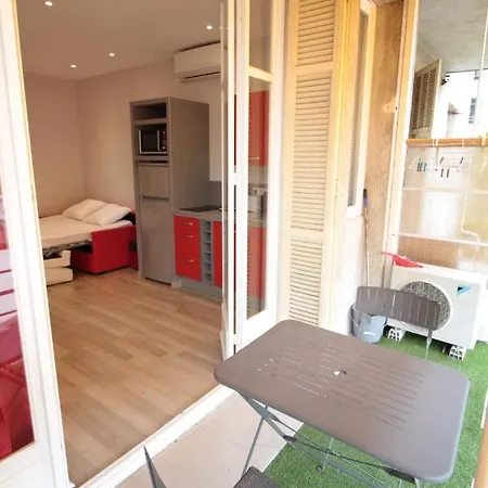 Red Buffa Appartement *