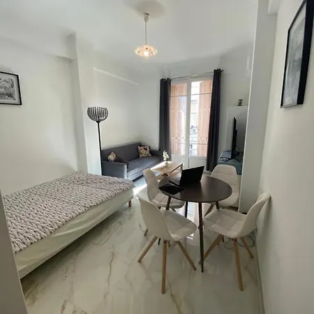Studio, Centre Ville, Bord De Mer, Appartement Nice