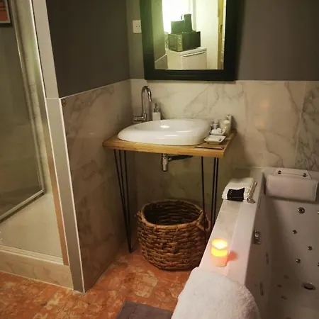 By Elle Et Lui Maison d'hôtes