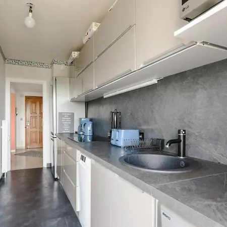 Apartment Sea View In With Swimming Pool!