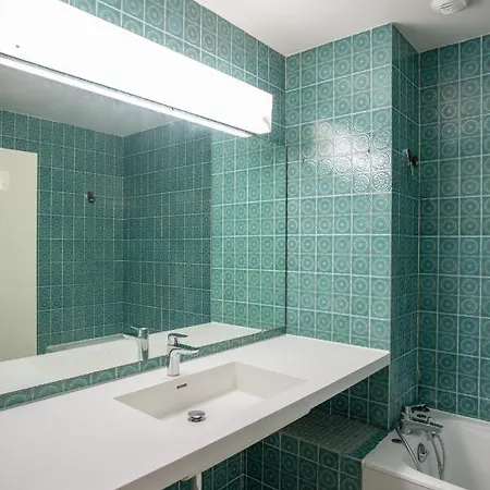3 Pièces Vue Et Piscine Quartier Parc Impérial Appartement