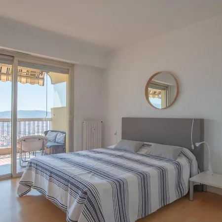3 Pièces Vue Et Piscine Quartier Parc Impérial Appartement *