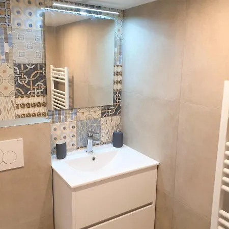 Apartment Duplex Balcon Centre 407 *