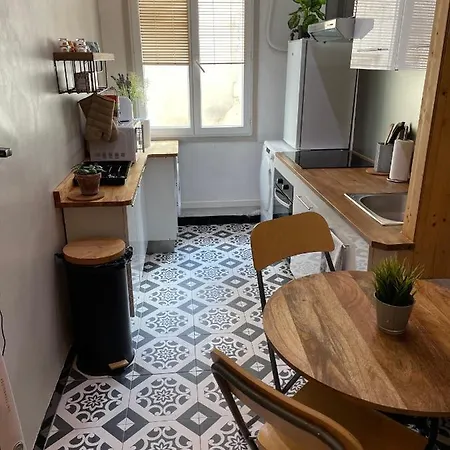 Appartement Moderne, 2 Chambres, 6 Couchages, Easy Check-in *