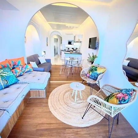 Apartment Le Rocamare -superb-atypical Sea View-a.c-wifi