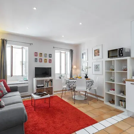 8 Condamine - Stylish In Old Town - 2 Pièces - 300m De La *