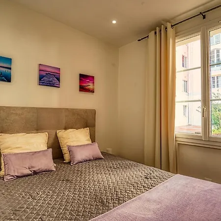 Riviera Apartment *