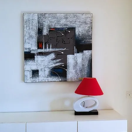 Riviera Apartment *
