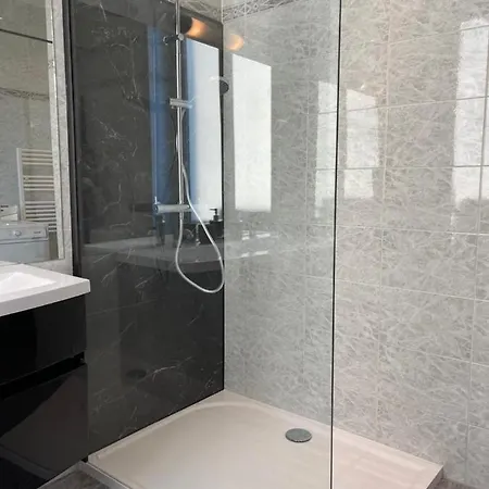 Spacious 3 Bedroom Flat Center - Magnificent View Appartement *