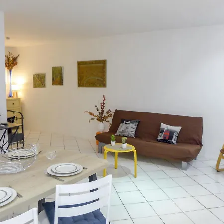Vieux By Interhome Appartement Nice