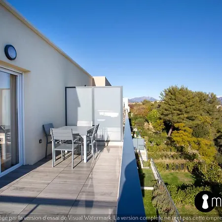 Air-conditioned With Pool Garage In A Luxury Hébergement de vacances Nice
