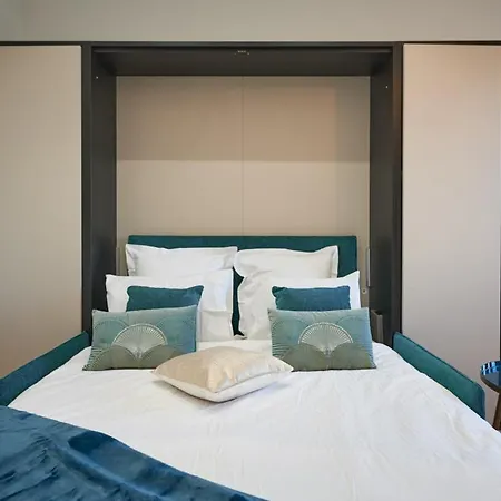 Sunlight - Daffia - Beautifully Renovated Studio, Pad In Nice