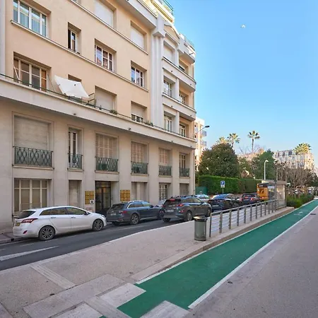 Sunlight - Daffia - Beautifully Renovated Studio, Pad In Appartement Nice