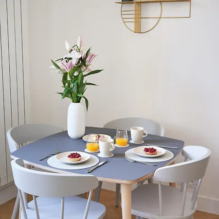 Sunlight - Daffia - Beautifully Renovated Studio, Pad In Appartement