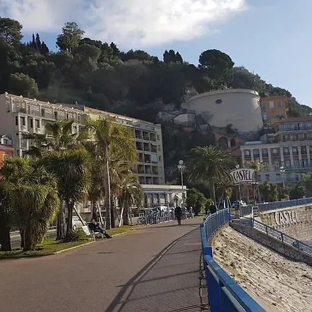 Appartement Studette En Plein Cœur Du Vieux Nice