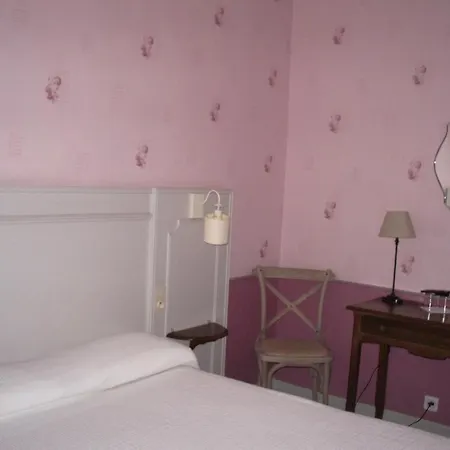 Saint Hubert Hotel