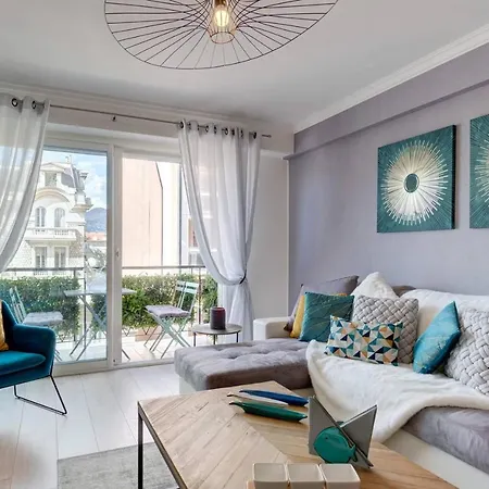 Friendly & Designed In The Golden Square Appartement