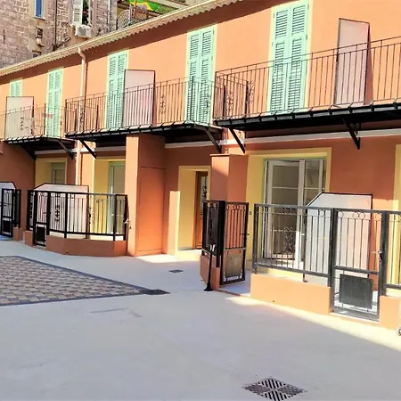 Delille Centre 01 Apartment