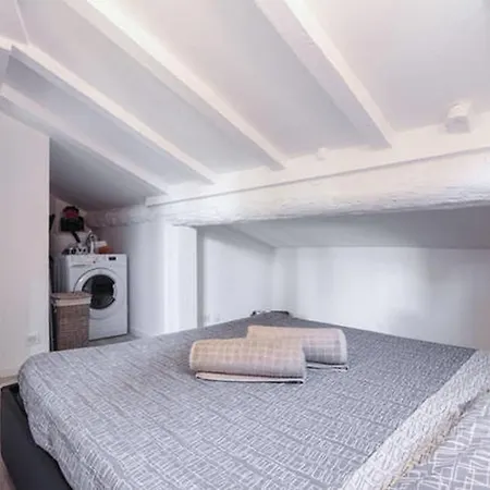 Appartement Gilly 4 - Exceptional 2beds, Sea View, Modern,a/c, Old Town Nice