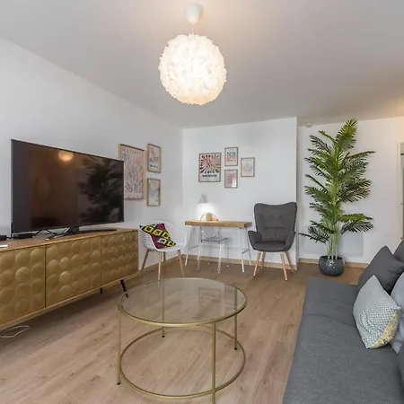 Appartement Large 2 Bdr At Port *