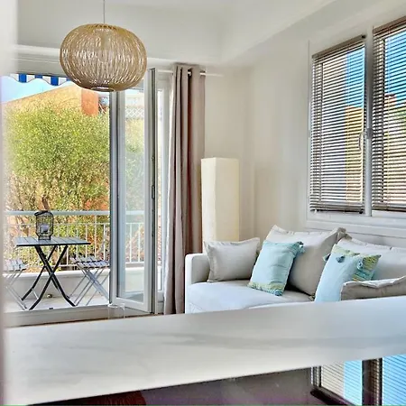 La Lanterna Apartment