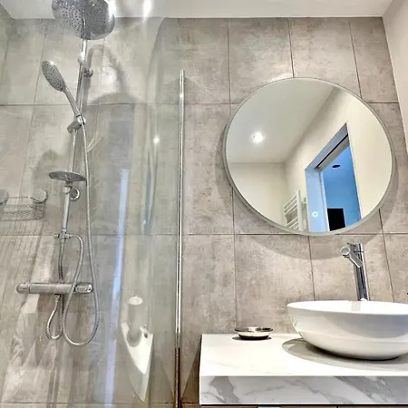 La Lanterna Apartment