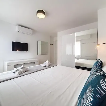 Appartement Nestor&jeeves - Floreal - - Close Sea