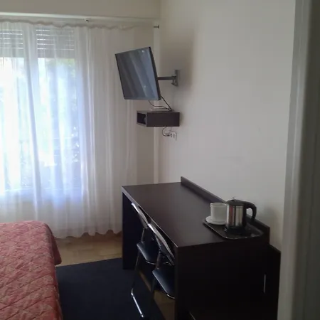 Magnan Hotel 2*