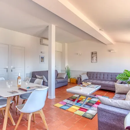 Appartement Le Gilly 6 - F3 Exceptionnel, Vue Mer, Moderne, Climatisation, Vieux-nice Nice
