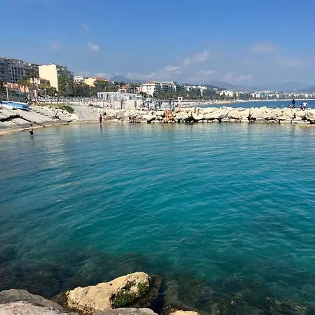 Gorgeous 2 Bedrooms Appartement *