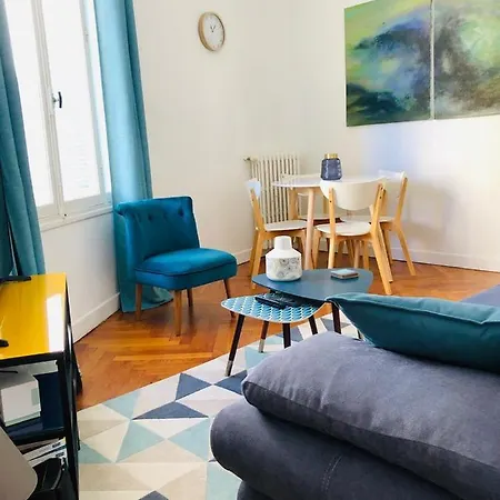 A Lorraine Fshh Appartement