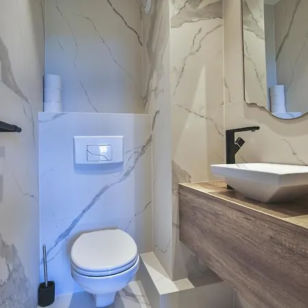 Appartement Balcon Vue Coulée Verte. Luxe Plein Cœur De *