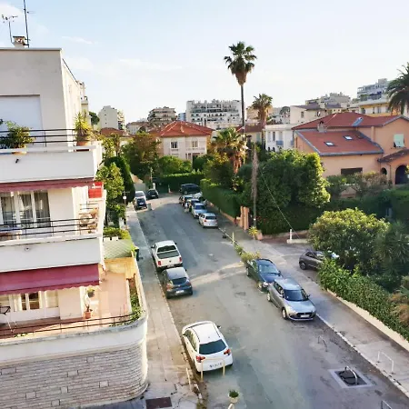 Beautiful T1 With Sea View Appartement