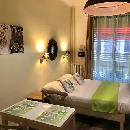 Azur Appart hôtel 2*