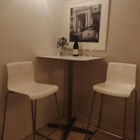 Séjour chez l'habitant Private Room In The Centre Of Nice *