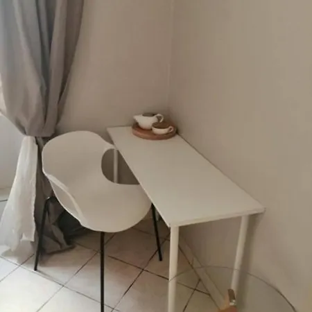 Private Room In The Centre Of Nice Séjour chez l'habitant *