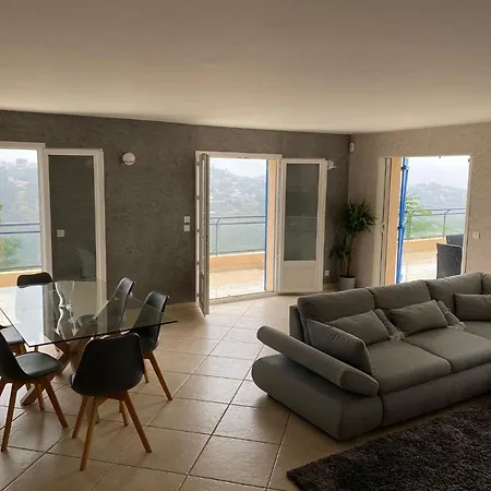 Spacieuse Niçoise Au Calme Avec Piscine Villa Nice