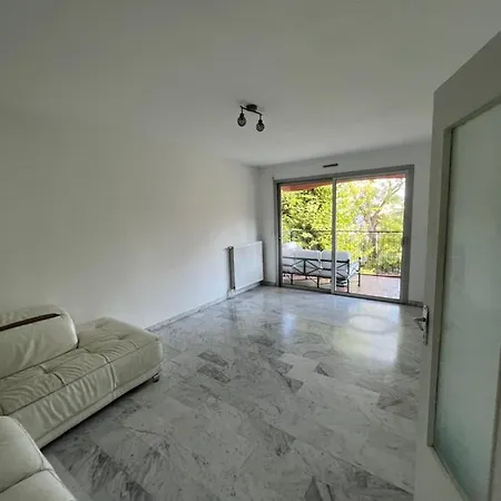 2 Pièces Avec Terrasse En Résidence Privée Appartement Nice