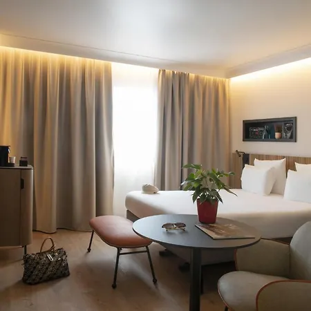 Novotel Arenas Aeroport Hotel