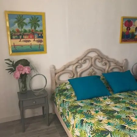La Nectarine Guest house 3*