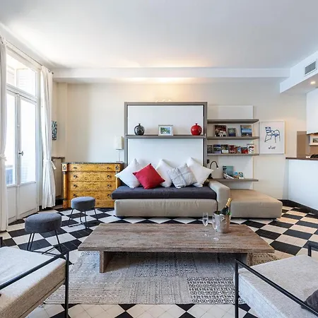 Outstanding View - Large 1 Bdr With Ac Appartement *
