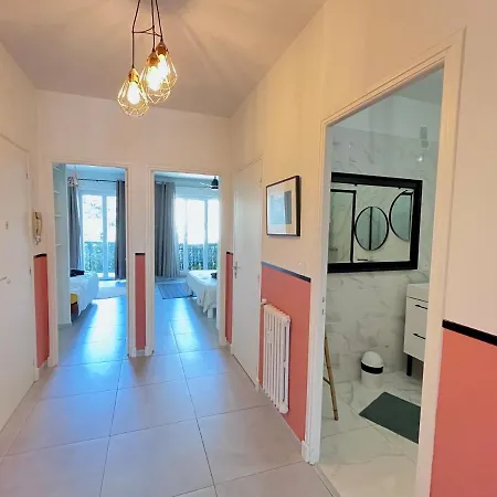 2 Bedrooms - Sea View Appartement *