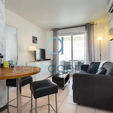 Apartment Nouveau - 1 Chambre *