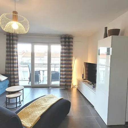 Pretty Flat, 100m Promenade In City Center * Nice